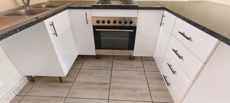 To Let 2 Bedroom Property for Rent in Die Bult North West